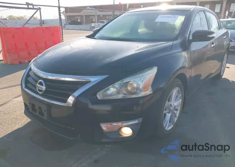2015 Nissan Altima 2.5 Sv из США, поврежденный, VIN 1N4AL3AP2FC104589